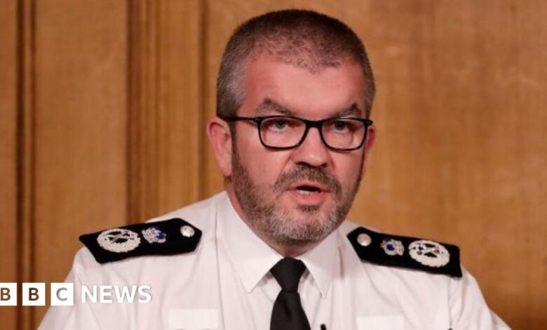 Ex-police chief to lead efforts to tackle small boats