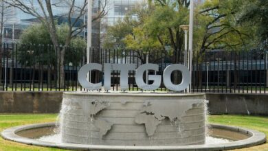 Exxon director joins Elliott group seeking to acquire Citgo Petroleum