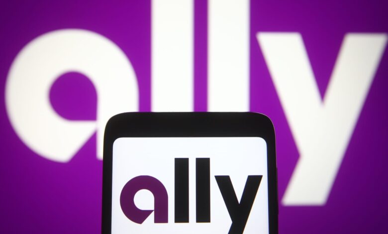 Stocks making the biggest moves midday: Ally Financial, Southwest Airlines, Oracle and more