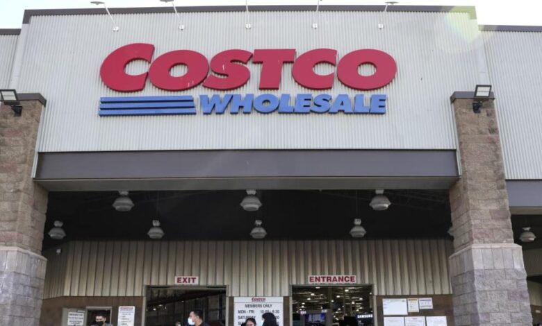 Costco is offering one-ounce platinum bars for $1,089.99 apiece.