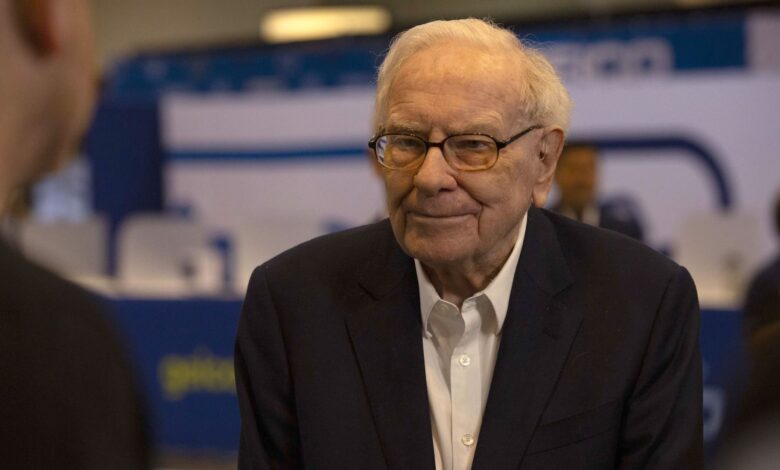 Berkshire slashes Bank of America stake to under 10%, no longer required to disclose frequently