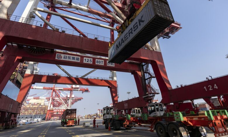 China's exports and imports grew far less than expected in September