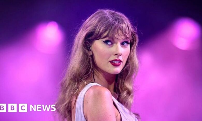 No 10 denies Taylor Swift tickets were 'thank you' to Starmer