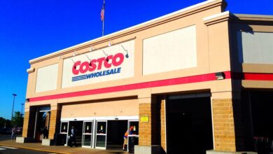 Platinum Hits Costco Shelves: Why The Retail Giant Is Selling $1,089 Bars To Its Members