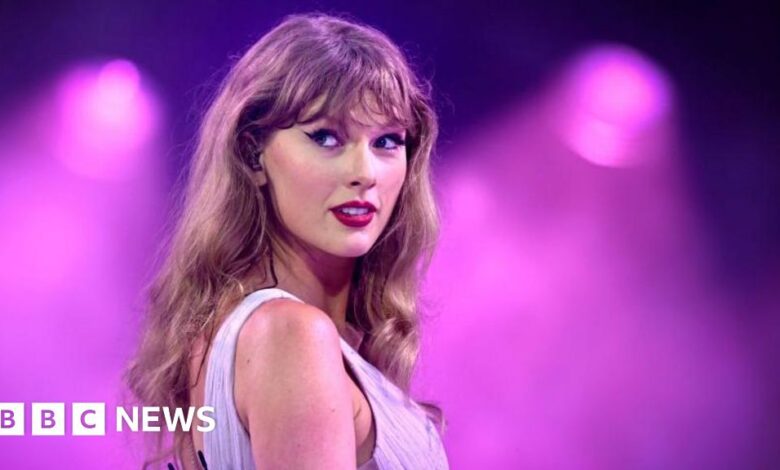 Taylor Swift: Lisa Nandy denies police escort 'undue influence'