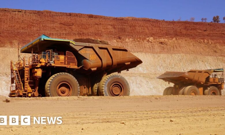 Autonomous vehicles: How mines control driverless trucks