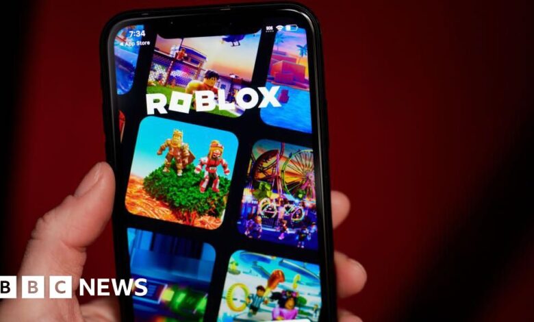 Roblox to ban young children from messaging others