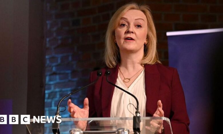 Liz Truss legal threat to Starmer over claim she crashed economy