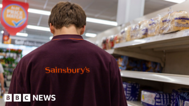 Sainsbury's to cut 3,000 jobs by closing cafés and counters