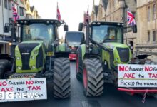 Tractor protest as minister promises farmers 'new deal'