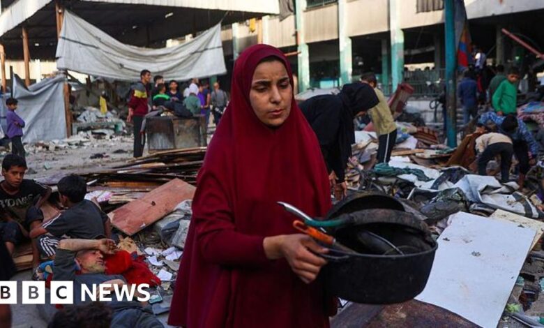 Hundreds of lawyers call for UK sanctions on Israel over Gaza war