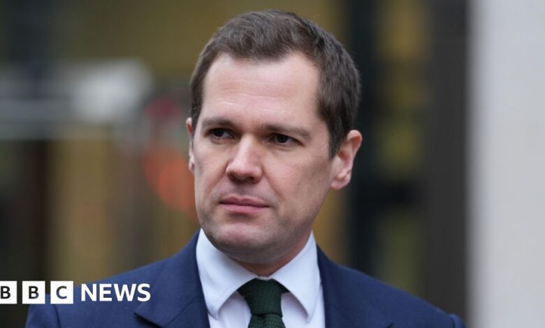 Prison release plans endanger public, say Conservatives