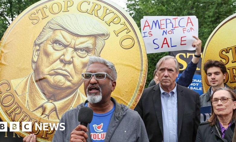 Protestors accuse Trump of corruption as he hosts crypto dinner