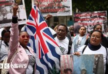 UK signs £101m-a-year deal to hand over Chagos Islands and lease military base