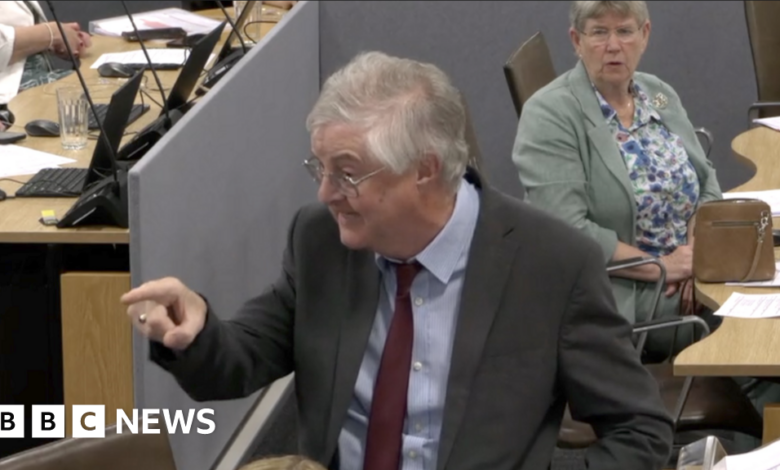Mark Drakeford loses temper with Plaid Cymru leader over funding