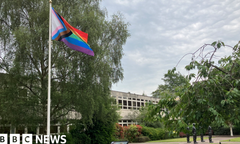 Reform council brings in 'British values' flag rules in Leicestershire
