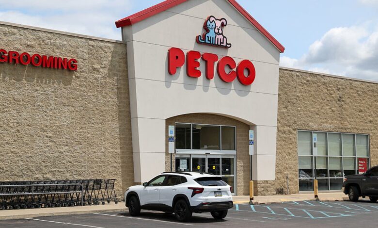 Stocks making the biggest moves midday: Petco Health, Tesla, Circle, Lululemon and more