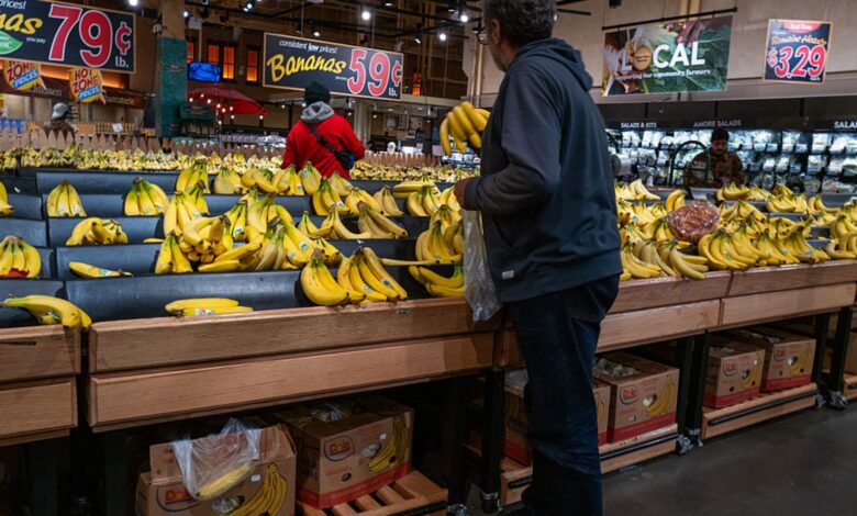 Inflation expectations drift back down to pre-tariff levels, New York Fed survey shows