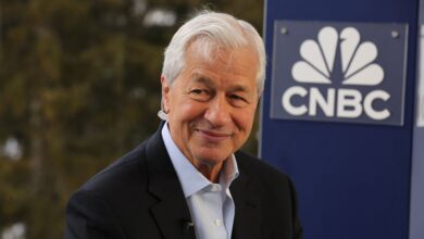 JPMorgan Chase tops estimates on stronger-than-expected trading, investment banking