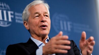 JPMorgan says fintech middlemen like Plaid are 'massively taxing' its systems with unnecessary pings