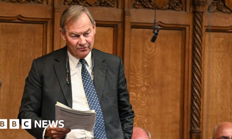 MP Rupert Lowe cleared by standards watchdog