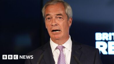 Nigel Farage urges minister to apologise for Jimmy Savile online safety claim