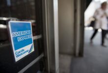 Rich American Express customers continue to spend freely, with one exception