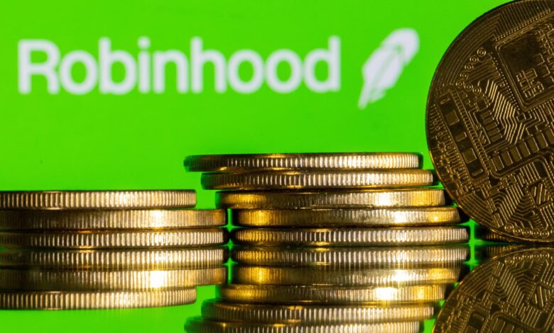 Stocks making the biggest moves midday: Penn Entertainment, Robinhood, Levi Strauss and more