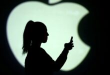 Traders see trouble for Apple despite some recent Wall Street analyst love