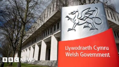 Welsh government should sell Cathays Park complex, insider says