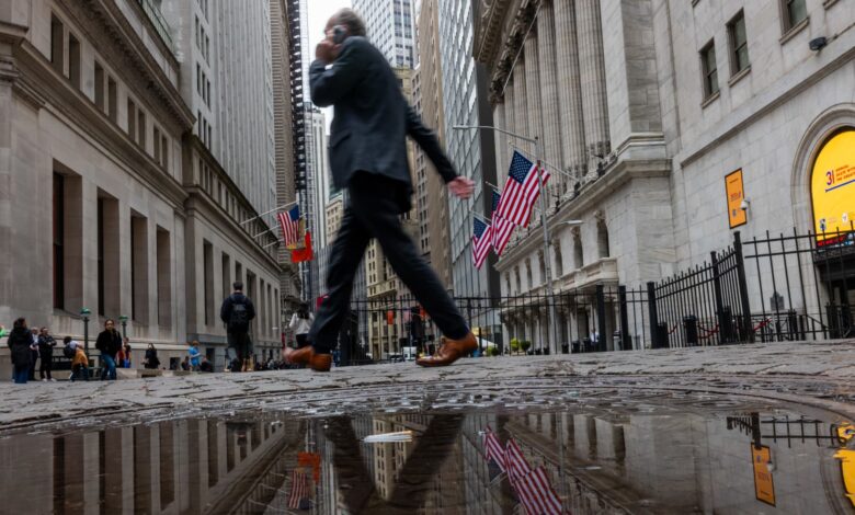 How BlackRock and Goldman Sachs are bringing Wall Street's hottest asset class to 401(k)s