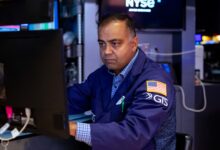 Insider report: The stocks with the biggest recent sales by executives from Circle Internet, Zillow, Applovin and more