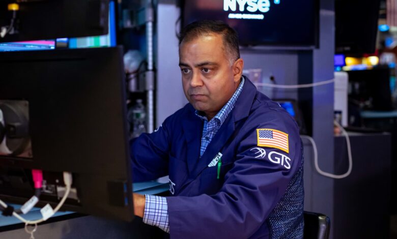 Insider report: The stocks with the biggest recent sales by executives from Circle Internet, Zillow, Applovin and more