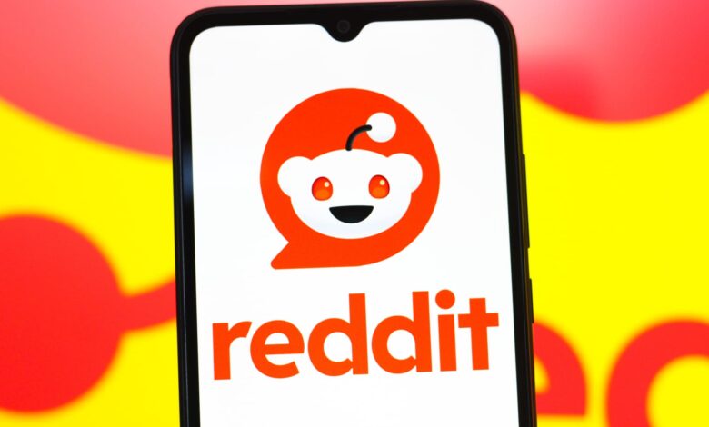 Stocks making the biggest moves midday: Apple, Amazon, Monolithic Power, Reddit and more