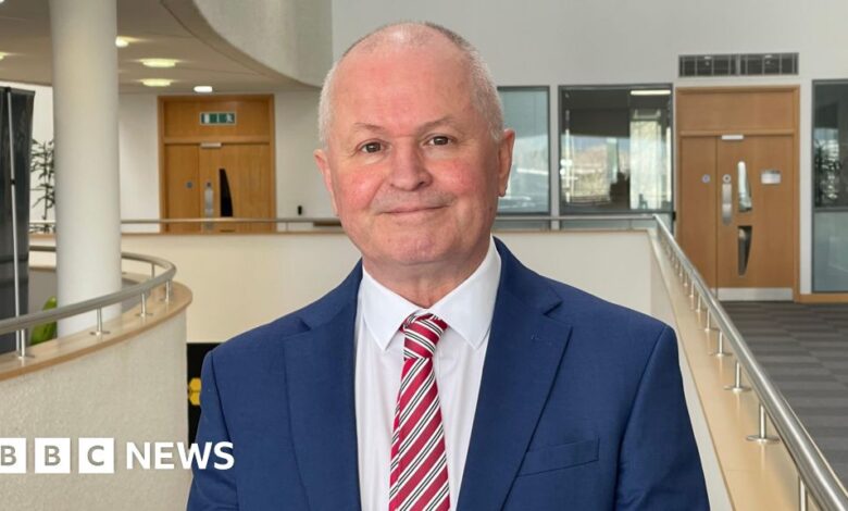 Caerphilly leader quits Labour and backs Plaid for by-election