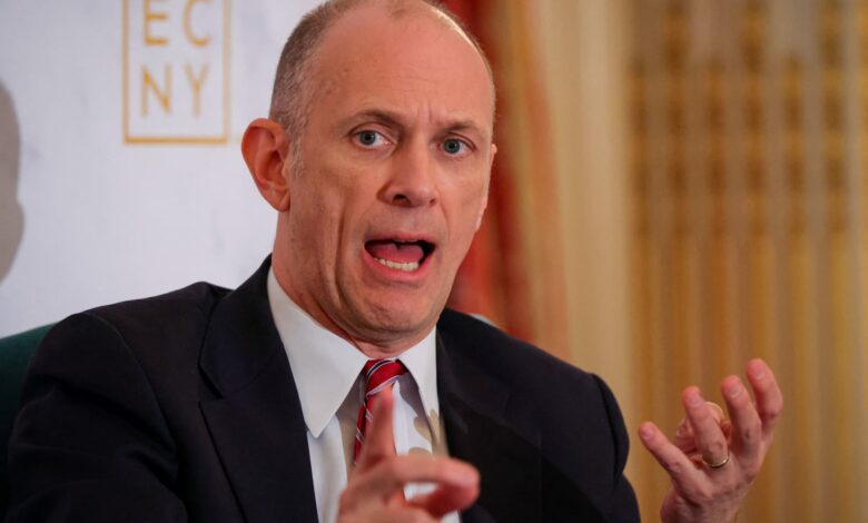 Chicago Fed President Goolsbee says officials have to be careful not to get too aggressive with rate cuts