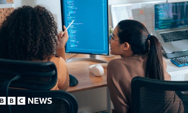 Computer science graduates struggle to secure their first jobs