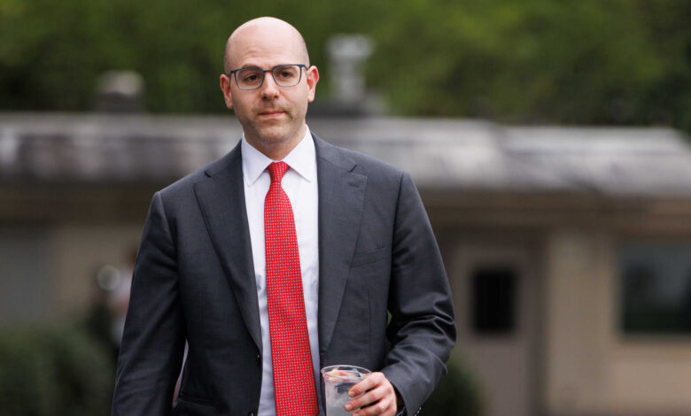 Fed Governor Stephen Miran pushes case for central bank to slash key interest rate