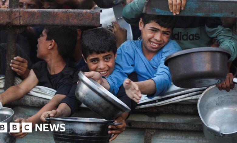 First sick children have left Gaza for UK - Cooper