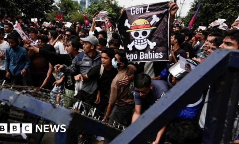 Social media ban lifted after 19 killed in protests