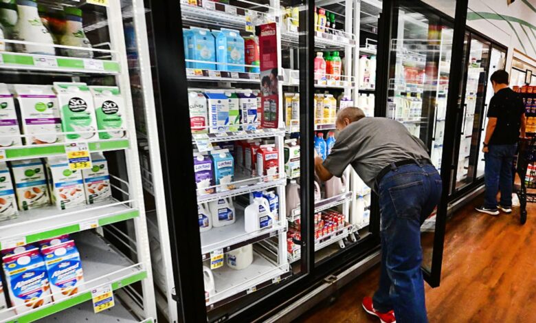 Wholesale prices unexpectedly declined 0.1% in August, as Fed rate decision looms